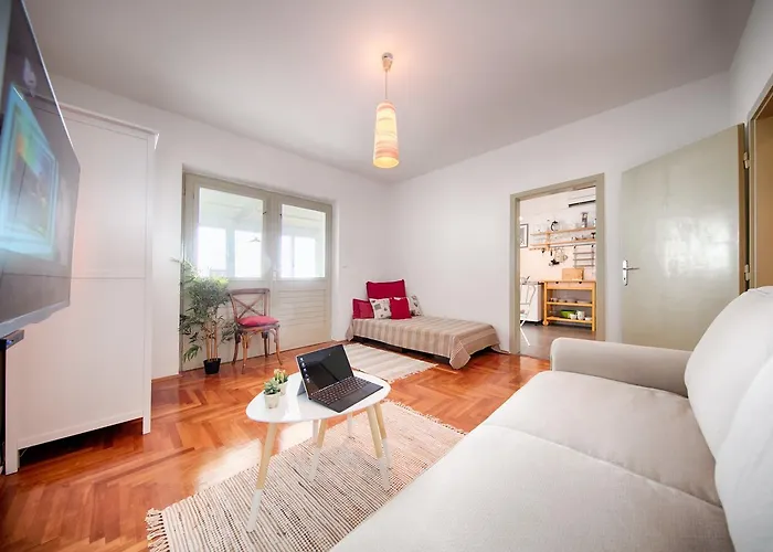 Bellevue Hvar Апартаменты