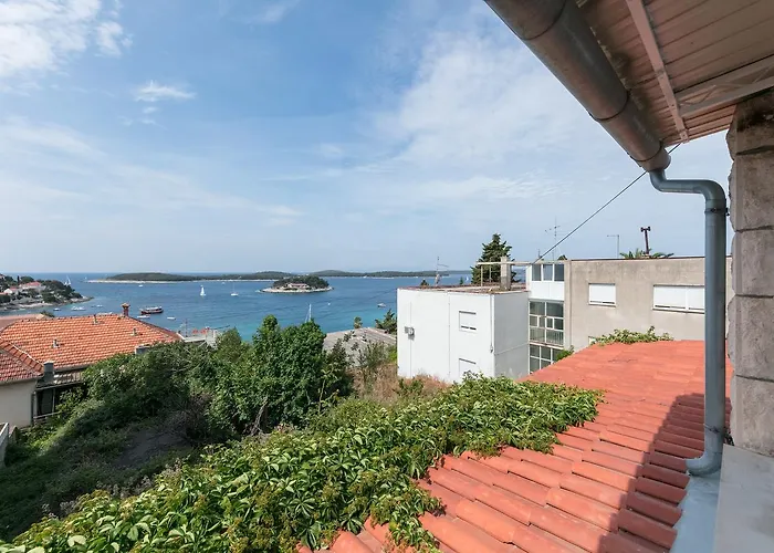 Апартаменты Bellevue Hvar
